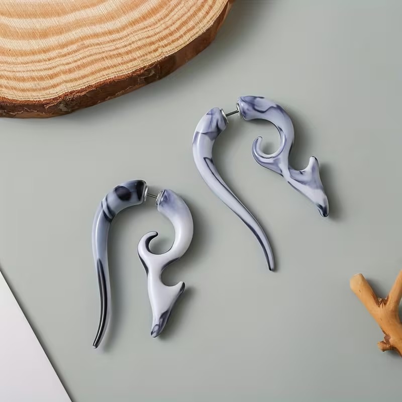 Aretes Neuw Asymmetry - Image 2